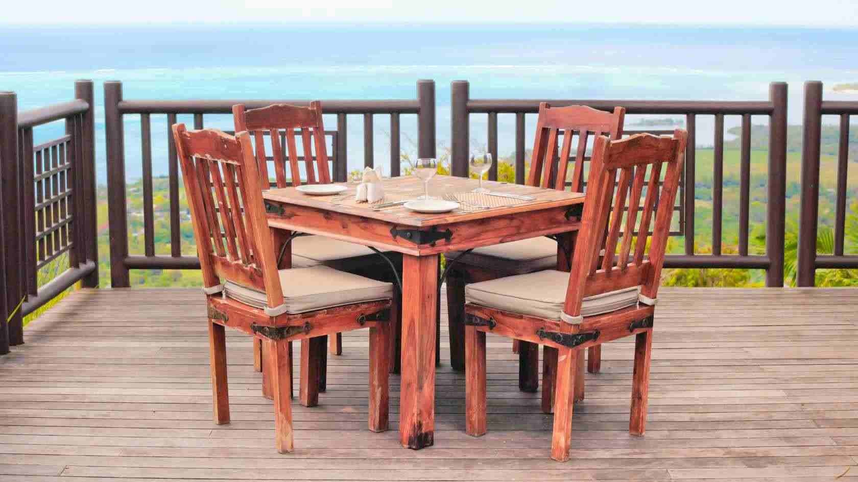 chân đồ nội thất bằng gỗ
